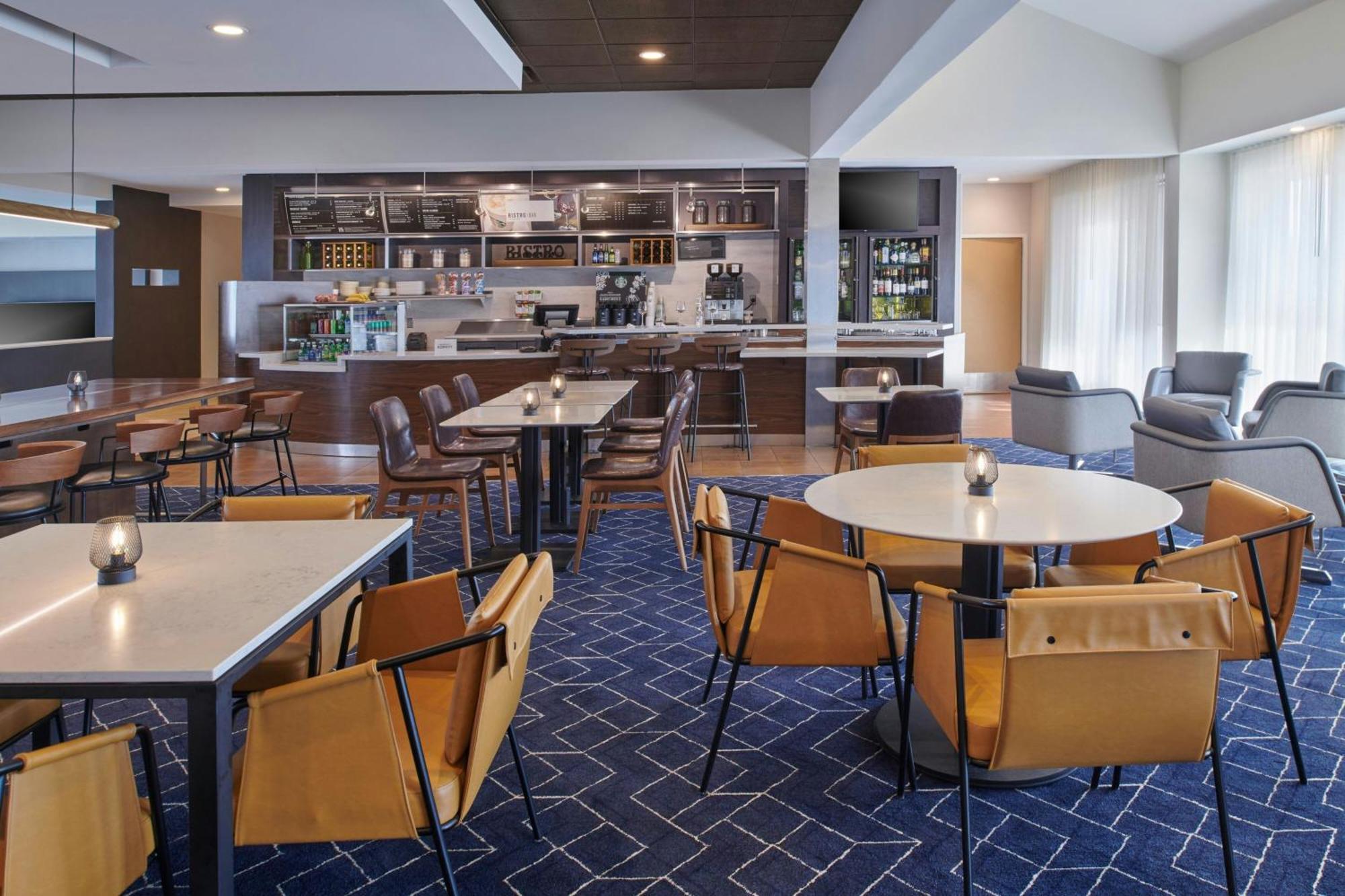 Courtyard By Marriott Detroit Livonia Hotel Exterior photo